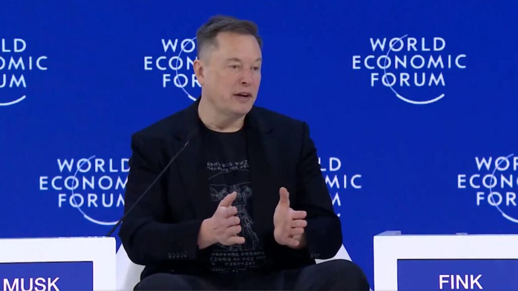 Elon Musk s'est notamment exprim&eacute; sur la conduite autonome au Forum &eacute;conomique de Davos. // Source : stevenmarkryan via X