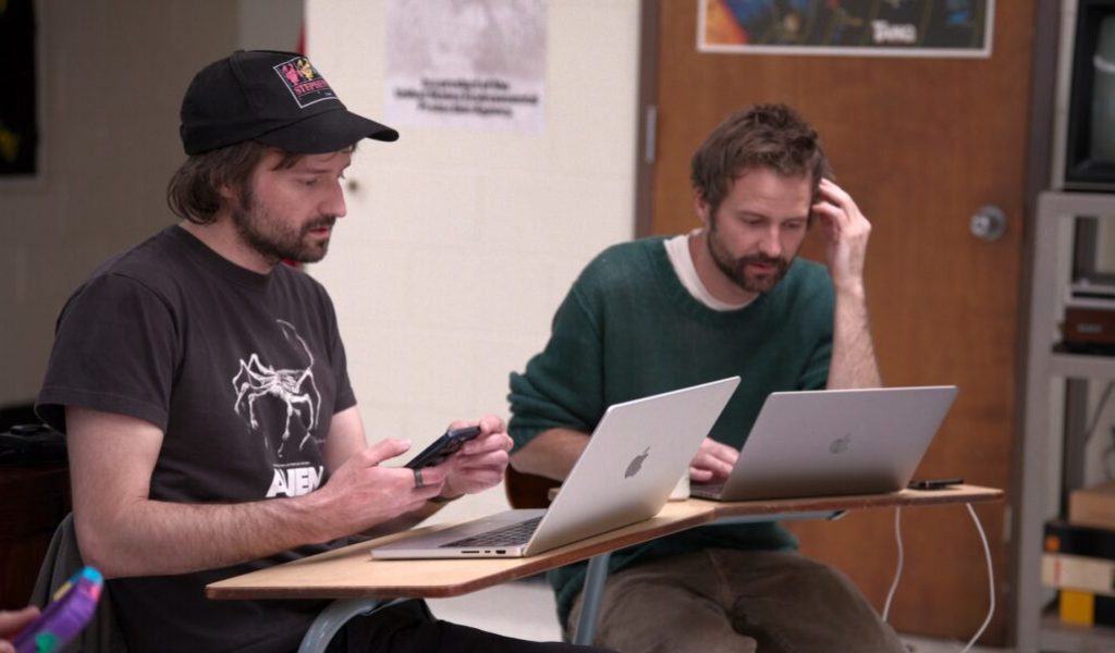 Les frères Duffer dans La dernière aventure // Source : Netflix Les frères Duffer dans La dernière aventure // Source : Netflix