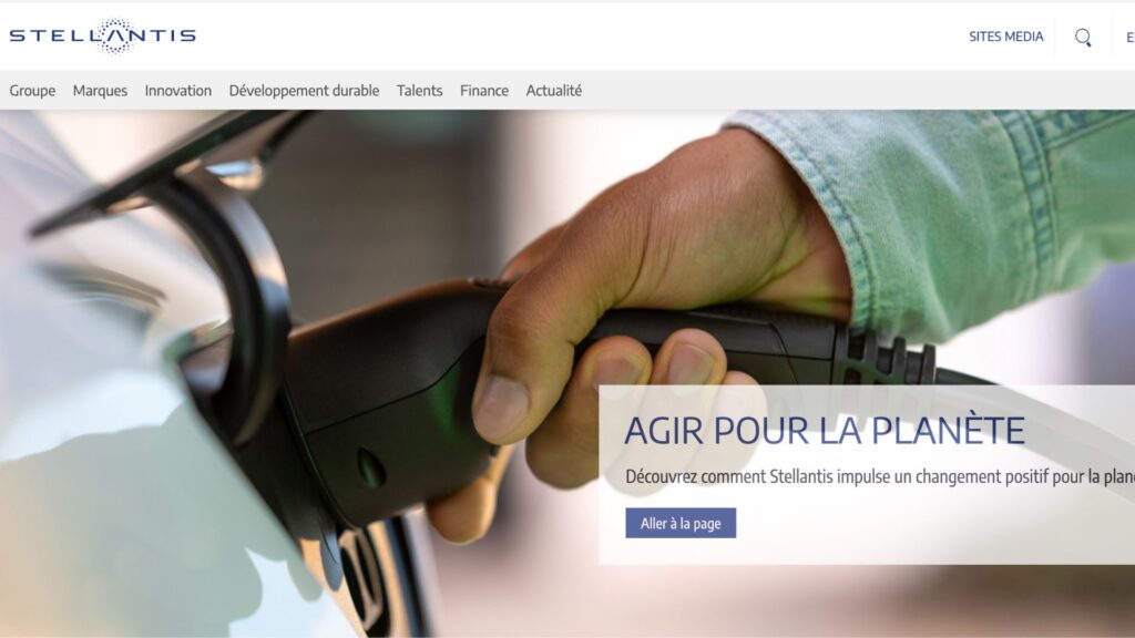 La page d'accueil du site officiel de Stellantis. // Source : Stellantis