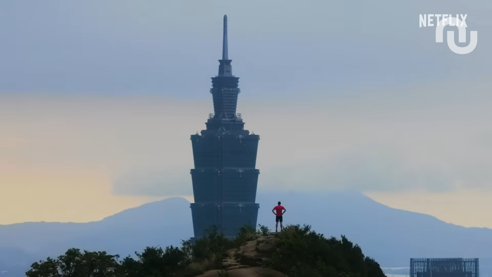 Comment suivre l’ascension vertigineuse de la tour Taipei 101 par Alex Honnold en direct