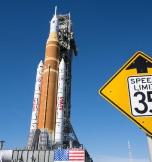 Doucement, mais sûrement. // Source : Flickr/CC/NASA HQ PHOTO (photo recadrée)