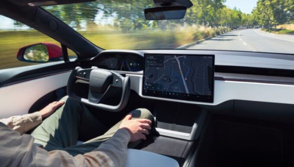 Le FSD dans une Tesla Model S. // Source : Tesla