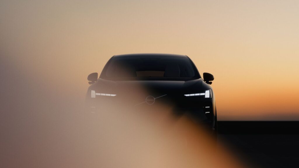 Le Volvo EX60 offrira jusqu'à 810 km d'autonomie. // Source : Volvo Le Volvo EX60 offrira jusqu'à 810 km d'autonomie. // Source : Volvo