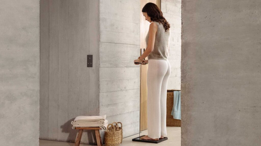 Une pes&eacute;e avec la Withings Body Scan 2. // Source : Withings