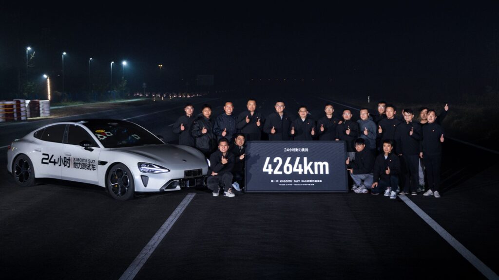 La nouvelle Xiaomi SU7 a roul&eacute; 4 264 km en 24 heures. // Source : Xiaomi via Weibo