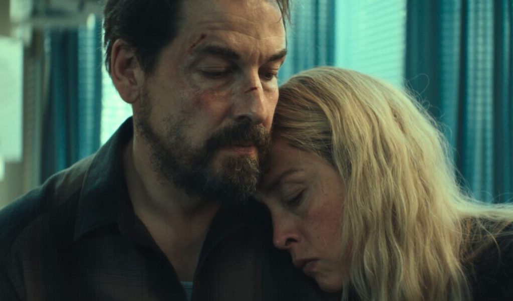 Unfamiliar // Source : Netflix