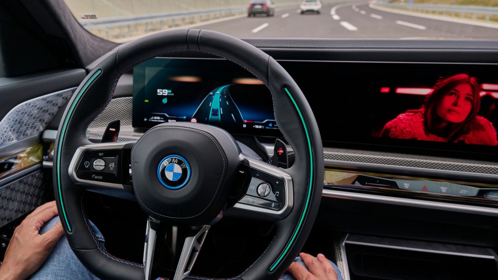 BMW fait machine arrière sur la conduite autonome et revient vers le niveau 2+
