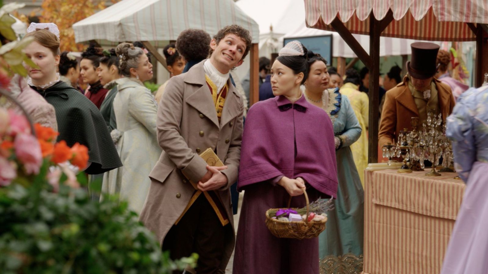 Bridgerton saison 4 : la showrunneuse s’explique sur la scène finale cachée de Sophie et Benedict