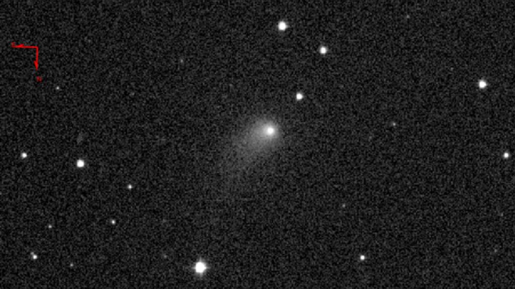 C2024E1_2025-09-14_image_ZTF-sso-679-zg-size-7.6arcmin