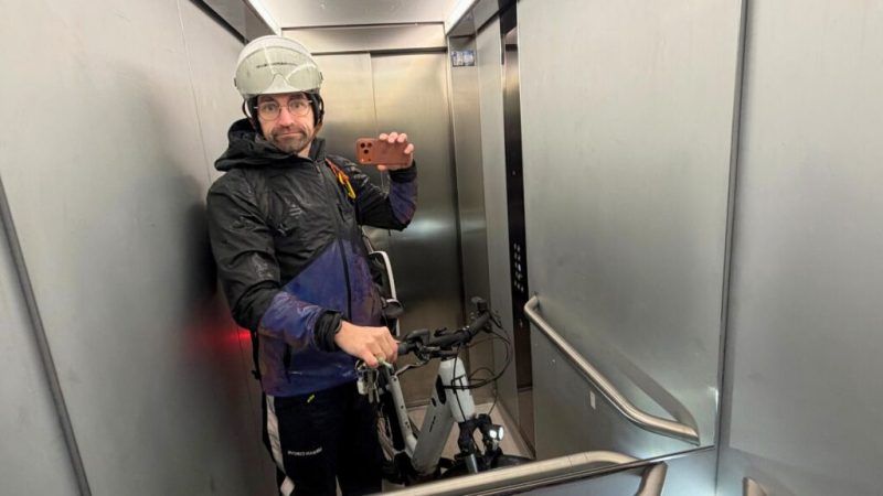 Vêtements vélo hiver et pluie : j’ai changé de stratégie (et j’ai arrêté d’être trempé)