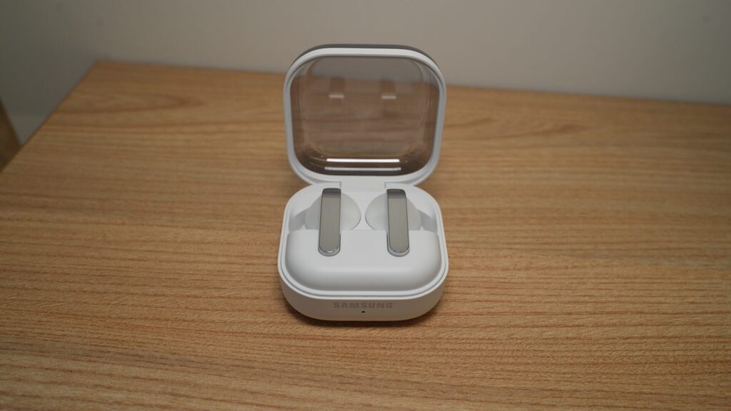 Samsung Galaxy Buds // Source : Numerama Samsung Galaxy Buds // Source : Numerama