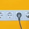 Prises électriques. // Source : Canva
