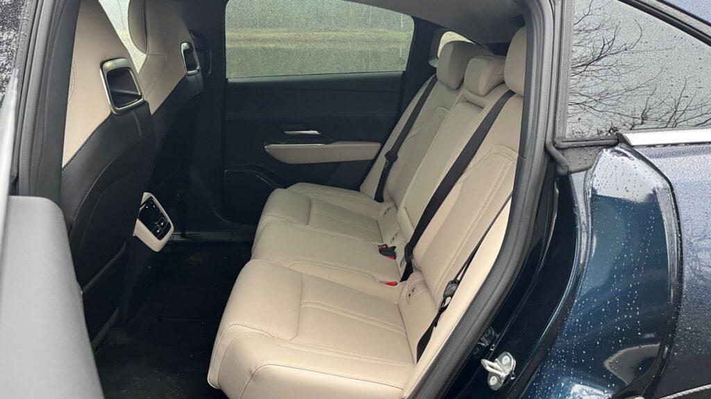 La Mazda 6e à l'essai // Source : Robin San Vicente pour Numerama