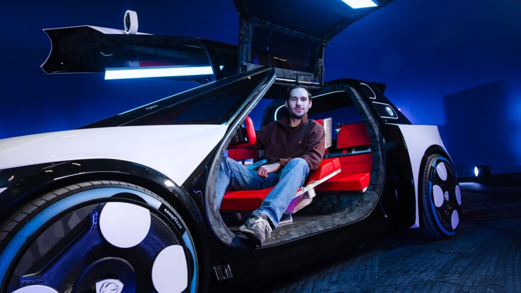 On a essayé la direction « steer-by-wire » du concept Peugeot Polygon. // Source : Gabriel Bascou pour Numerama