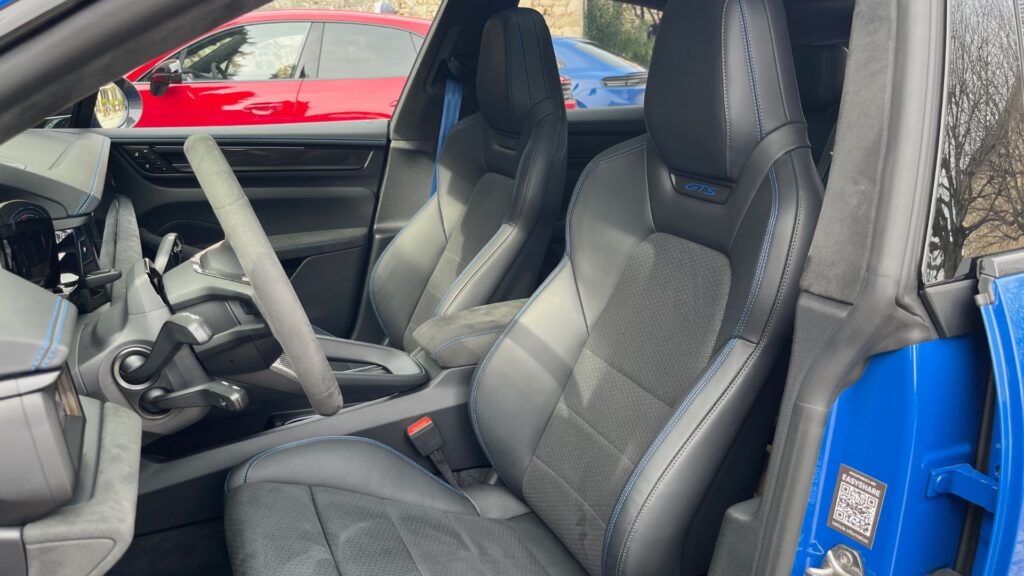 Le Porsche Macan GTS à l'essai. // Source : Robin San Vicente pour Numerama