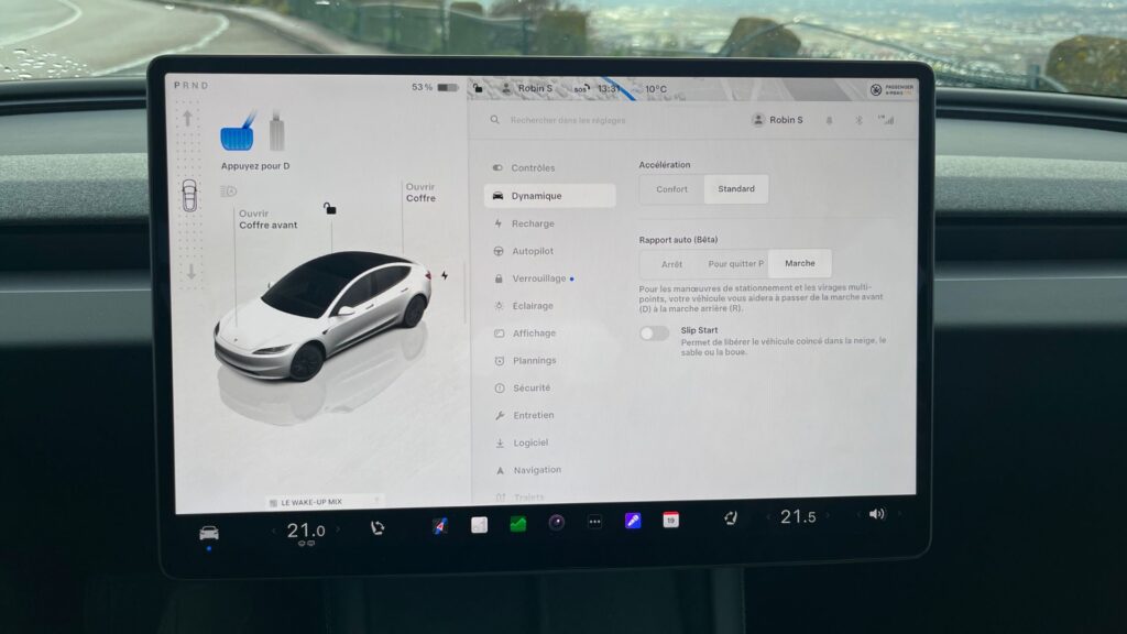 La Tesla Model 3 Propulsion (2026) à l'essai. // Source : Robin San Vicente pour Numerama