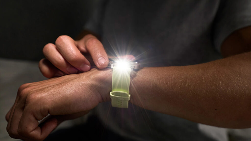 La lampe torche sur la Garmin Venu 4 est un vrai plus
