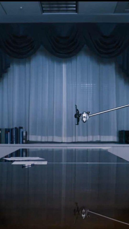 Bernie Sanders interviewe Claude // Source : Bernis Sanders sur X Bernie Sanders interviewe Claude // Source : Bernis Sanders sur X