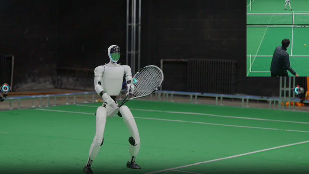 Le G1 d'Unitree a appris &agrave; jouer au tennis. // Source : Projet LATENT sur GitHub