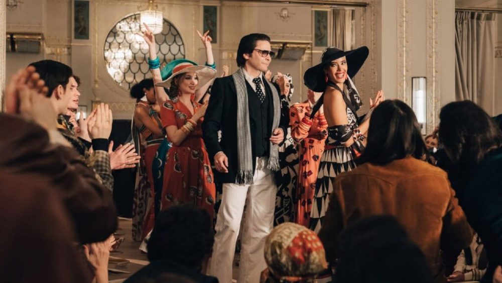 Becoming Karl Lagerfeld // Source : Disney+