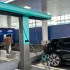 BYD a présenté officiellement ses bornes capables de recharger entièrement une voiture électrique en 9 minutes. // Source : IT Home