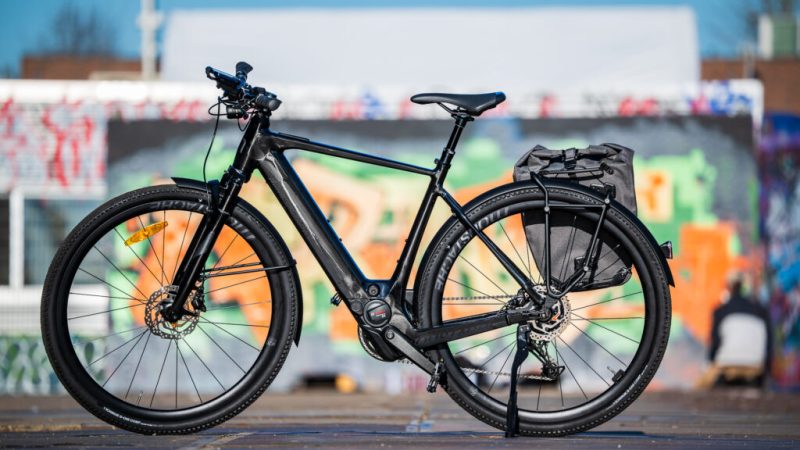 J’ai arbitré un duel poids lourd-poids plume de vélos Moustache au pays des tulipes