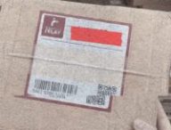 livreur photo // Source : montage Numerama