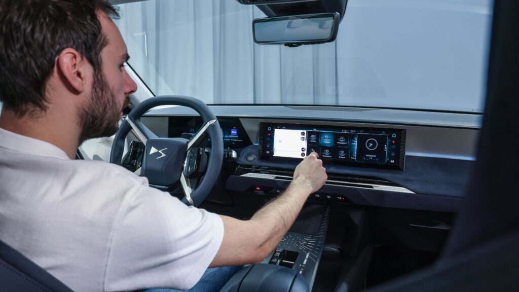 Le nouveau DS N&deg;7 // Source : Greg Jongerlynck pour Numerama