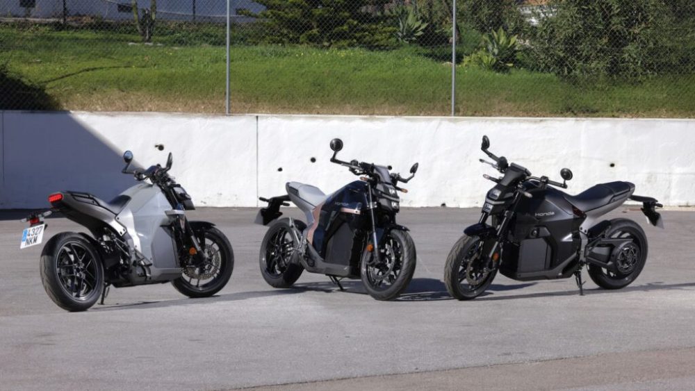 La Honda WN7 à l'essai. // Source : Honda pour Numerama La Honda WN7 à l'essai. // Source : Honda pour Numerama