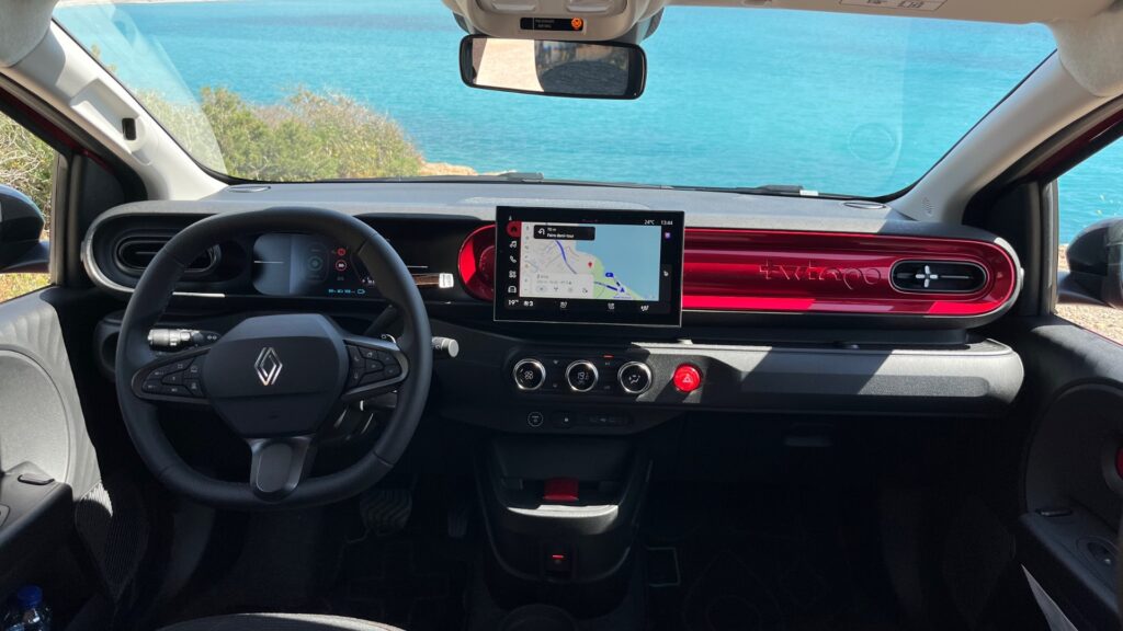 La Renault Twingo E-Tech à l'essai // Source : Robin San Vicente pour Numerama