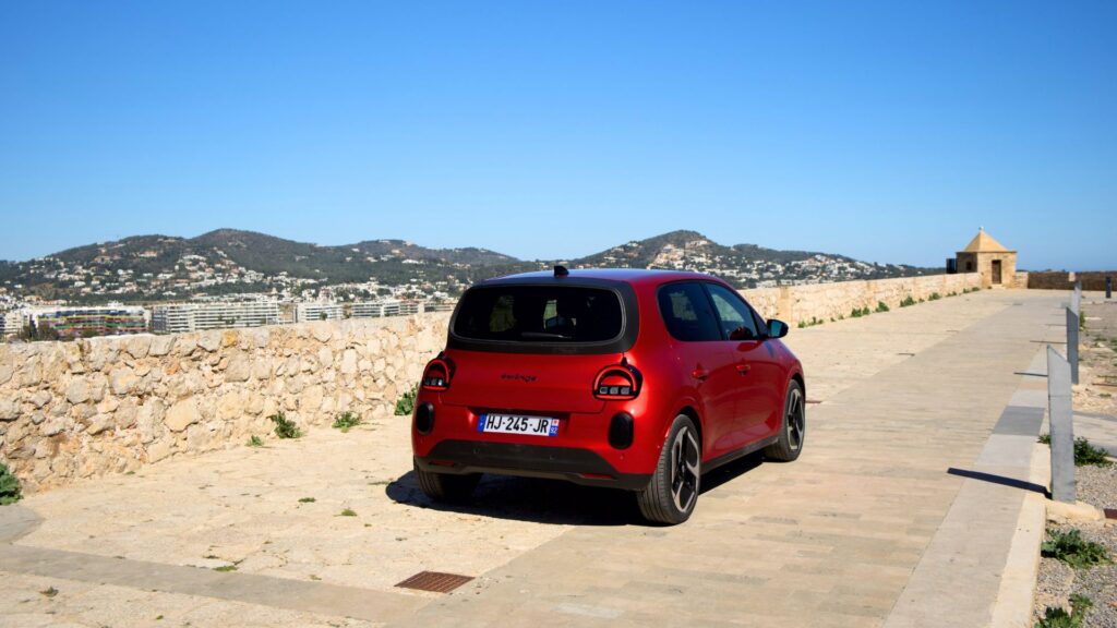 La Renault Twingo E-Tech à l'essai // Source : Robin San Vicente pour Numerama