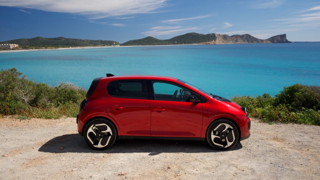 La Renault Twingo E-Tech à l'essai // Source : Robin San Vicente pour Numerama