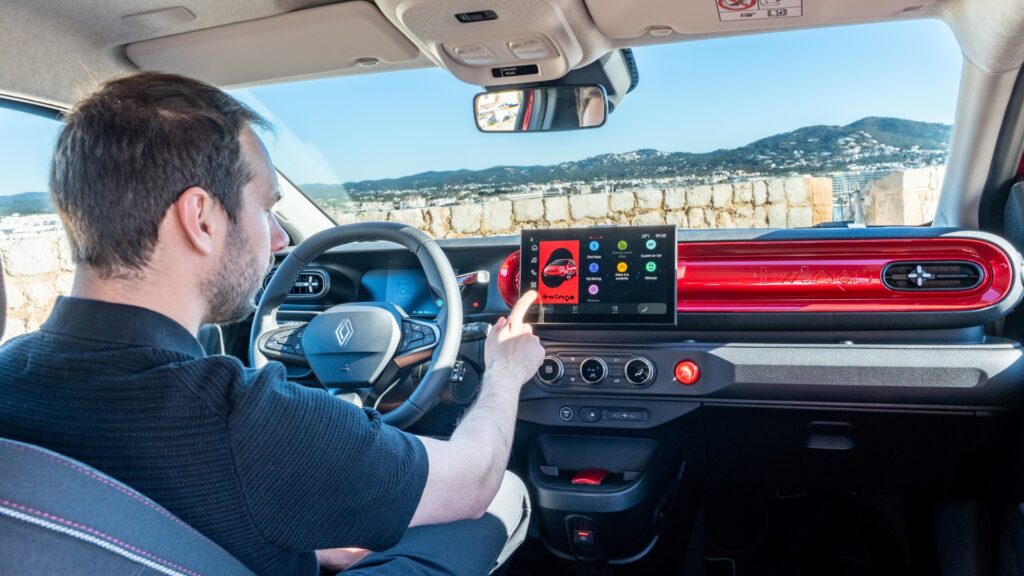 La Renault Twingo E-Tech à l'essai // Source : Bruno De Faria Lopes pour Numerama