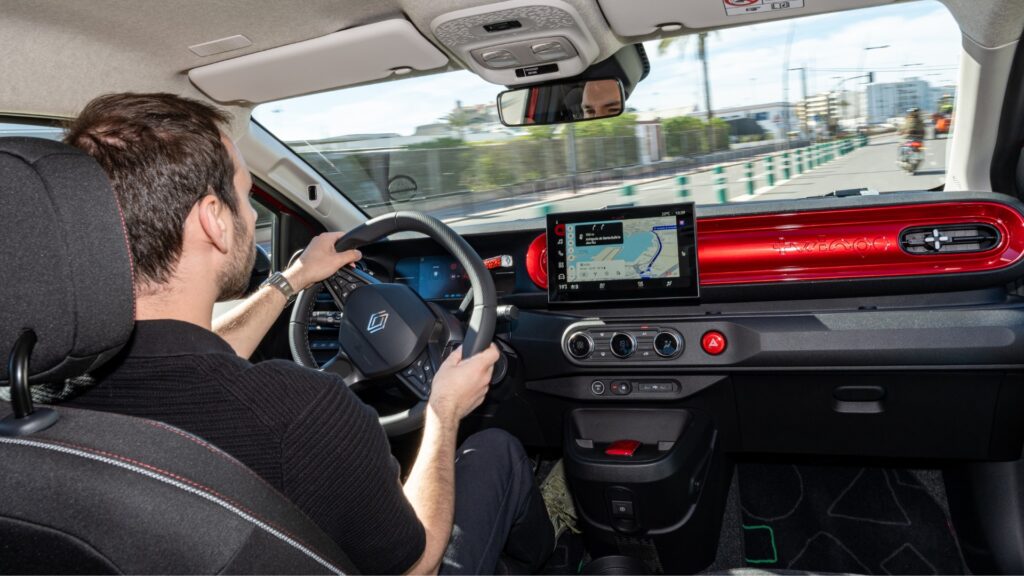 La Renault Twingo E-Tech à l'essai // Source : Bruno De Faria Lopes pour Numerama