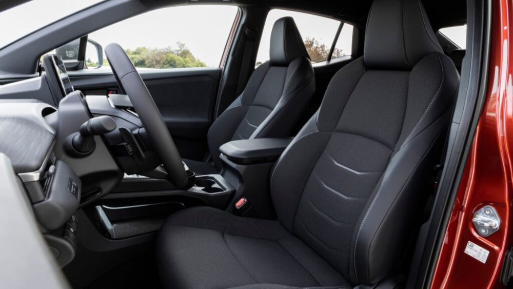 Le Toyota C-HR+ à l'essai. // Source : Toyota