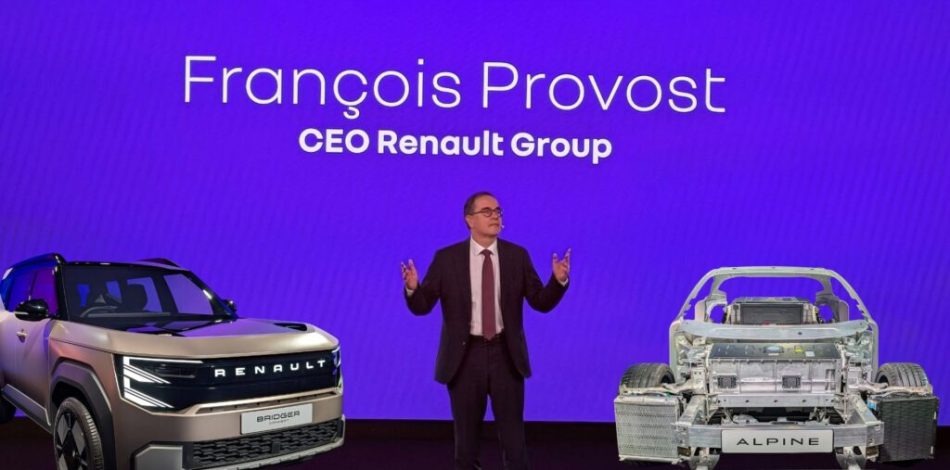 François Provost lors de la présentation stratégique FutuREady // Source : Raphaelle Baut pour Numerama François Provost lors de la présentation stratégique FutuREady // Source : Raphaelle Baut pour Numerama