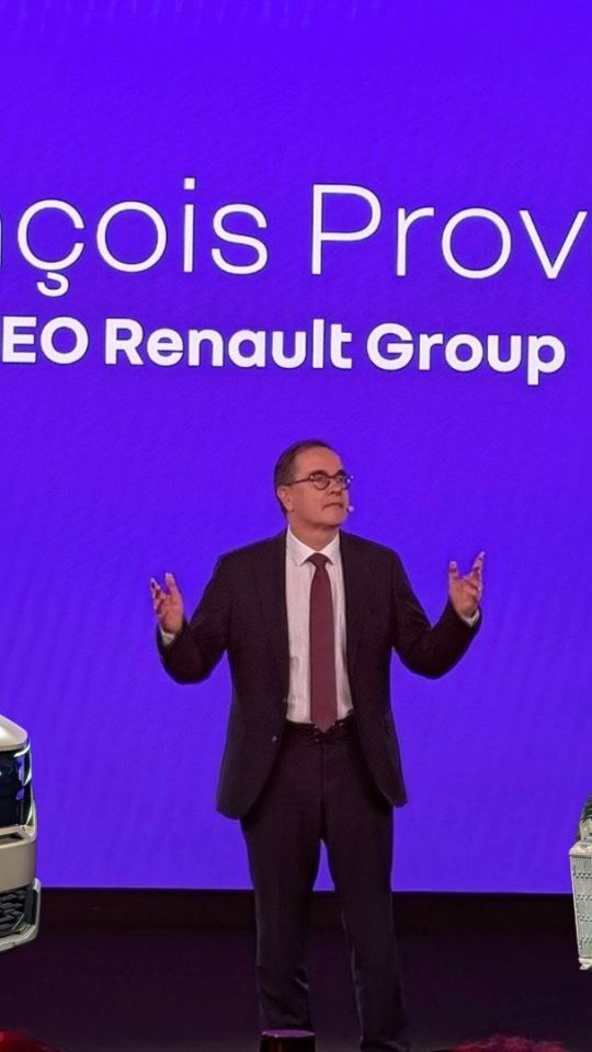 François Provost lors de la présentation stratégique FutuREady // Source : Raphaelle Baut pour Numerama François Provost lors de la présentation stratégique FutuREady // Source : Raphaelle Baut pour Numerama