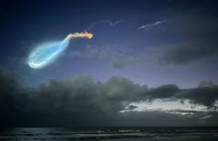 « Méduse spatiale ». // Source : Via @nine8central_