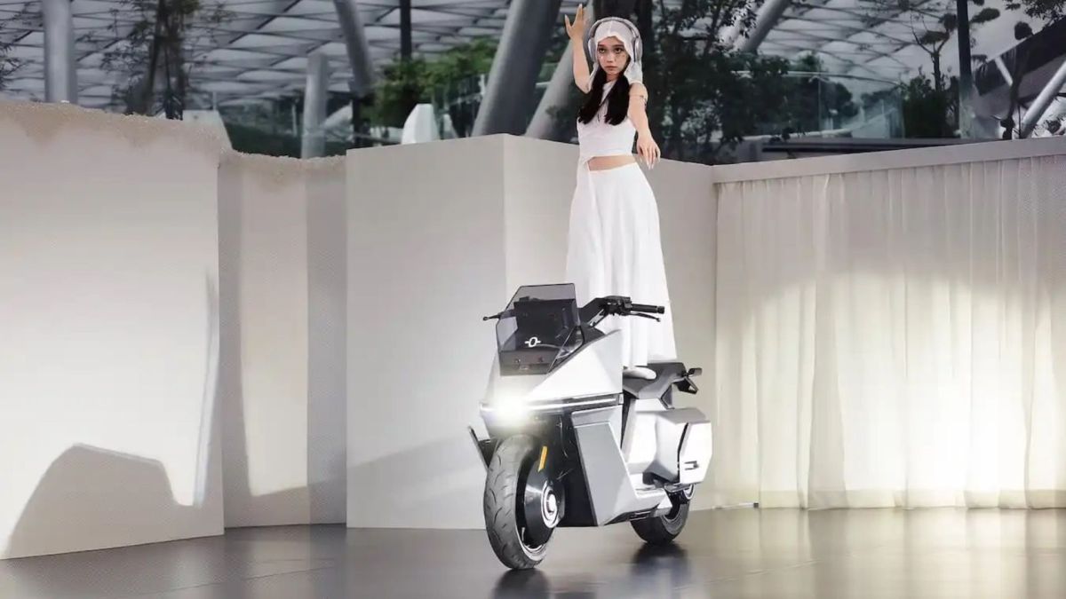Le scooter électrique auto-équilibré d'Omoway // Source : Omoway