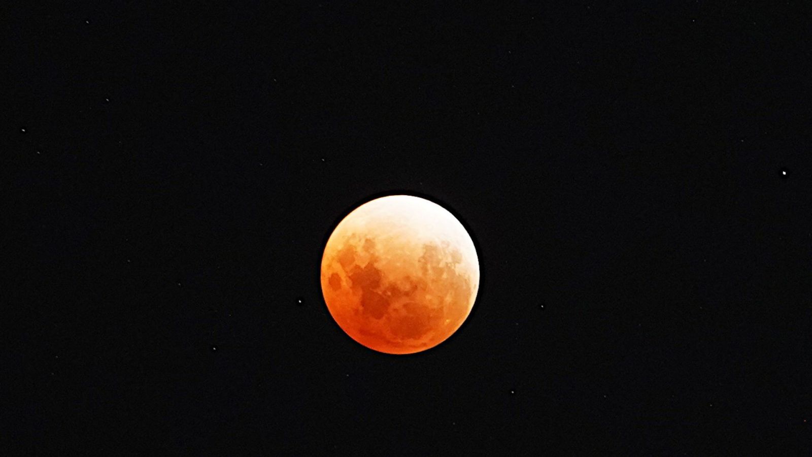 Les photos les plus inoubliables de l’éclipse lunaire totale ce 3 mars 2026
