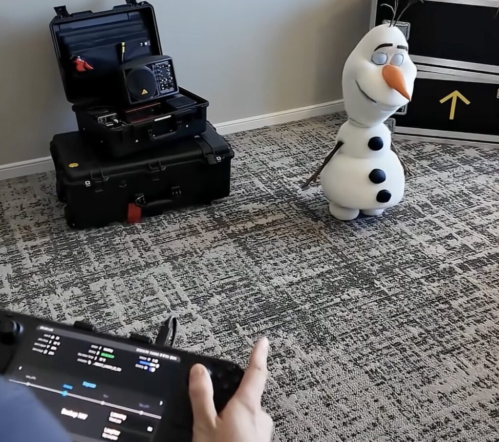 Le Steam Deck qui pilote Olaf : vous ne le verrez jamais &agrave; Disneyland Paris.