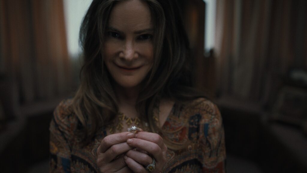 Something Very Bad Is Going to Happen. Jennifer Jason Leigh  as Victoria in episode 102 of Something Very Bad Is Going to Happen. Cr. Courtesy of Netflix © 2026
