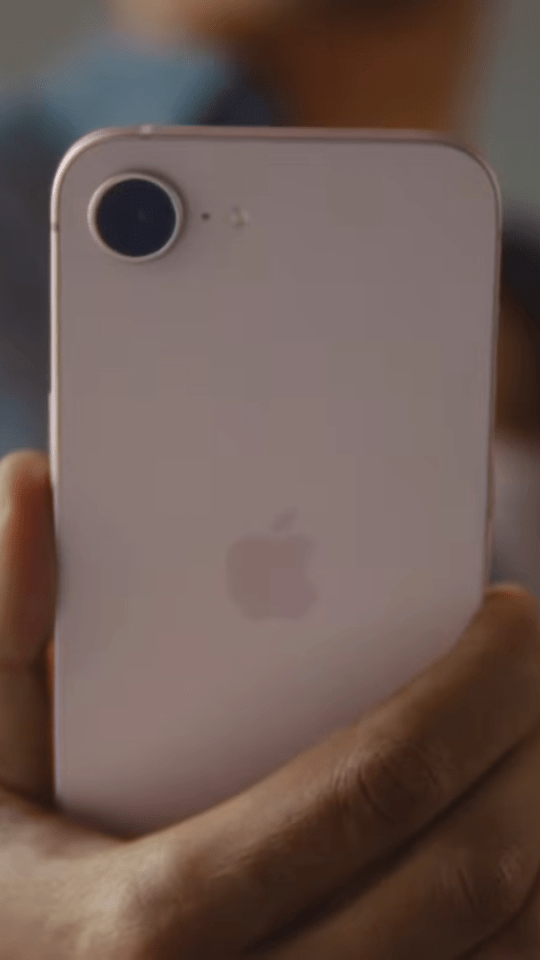 iPhone 17e. // Source : Apple iPhone 17e. // Source : Apple