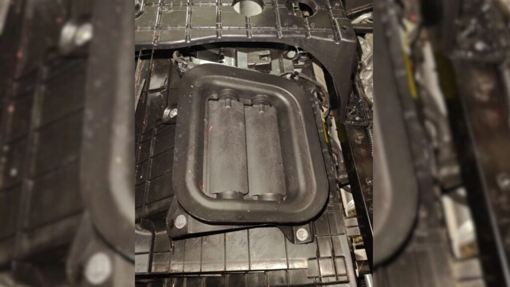 L'am&eacute;lioration sous le capot de la Xiaomi SU7 Ultra. // Source : IT Home