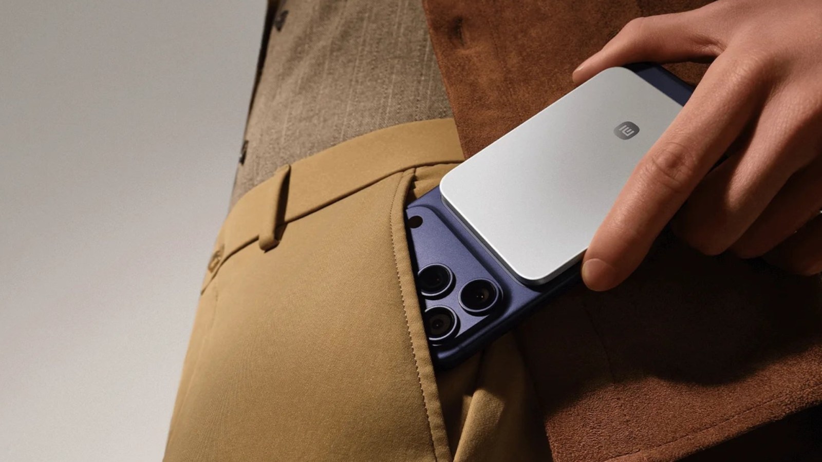 Xiaomi lance une batterie pour les iPhone beaucoup plus fine que celle d’Apple (mais avec un gros défaut)