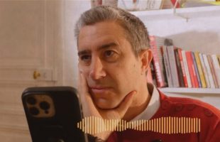 François Ruffin a mené un échange avec Claude.  // Source : François Ruffin