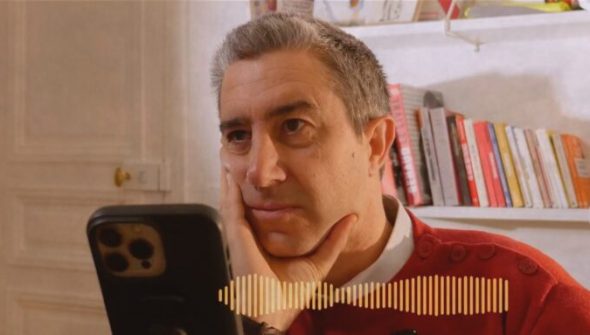 François Ruffin a mené un échange avec Claude.  // Source : François Ruffin