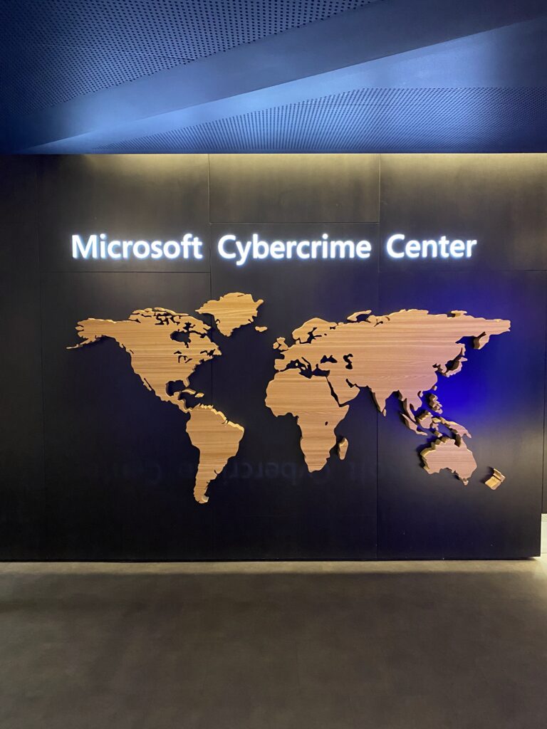 Locaux du Microsoft Cybercrime Center &agrave; Redmond // Source : Photo Numerama