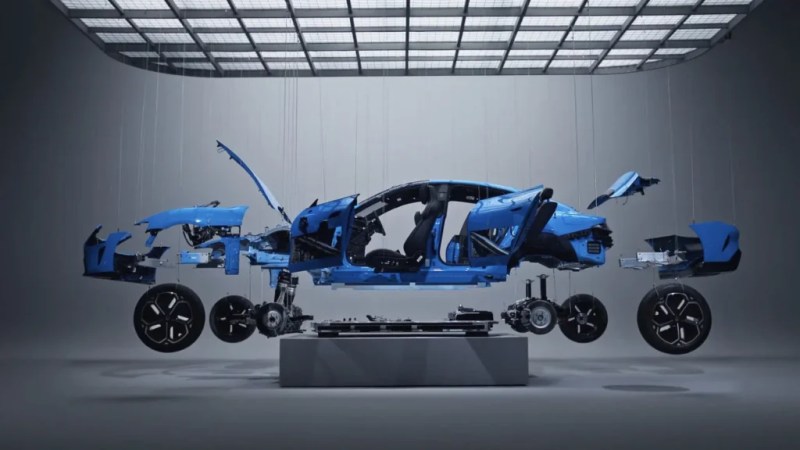 Après avoir mis en pièces une SU7 en direct, Xiaomi publie la vidéo de son réassemblage