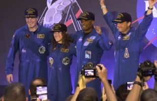 Les astronautes d'Artémis II à leur retour. // Source : Capture YouTube/Nasa